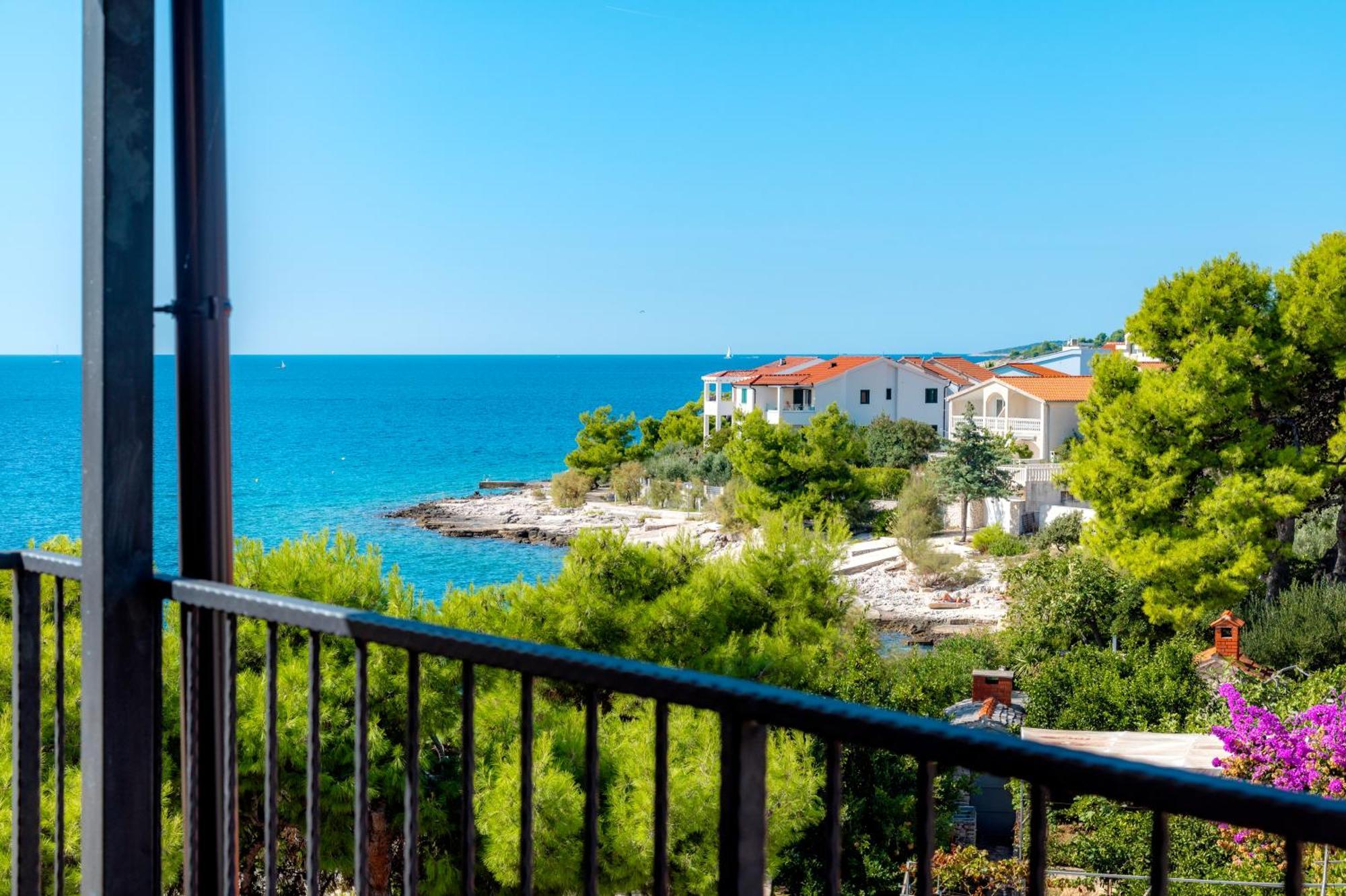 Apartments Rogoznicka Oaza 罗戈兹尼察 外观 照片