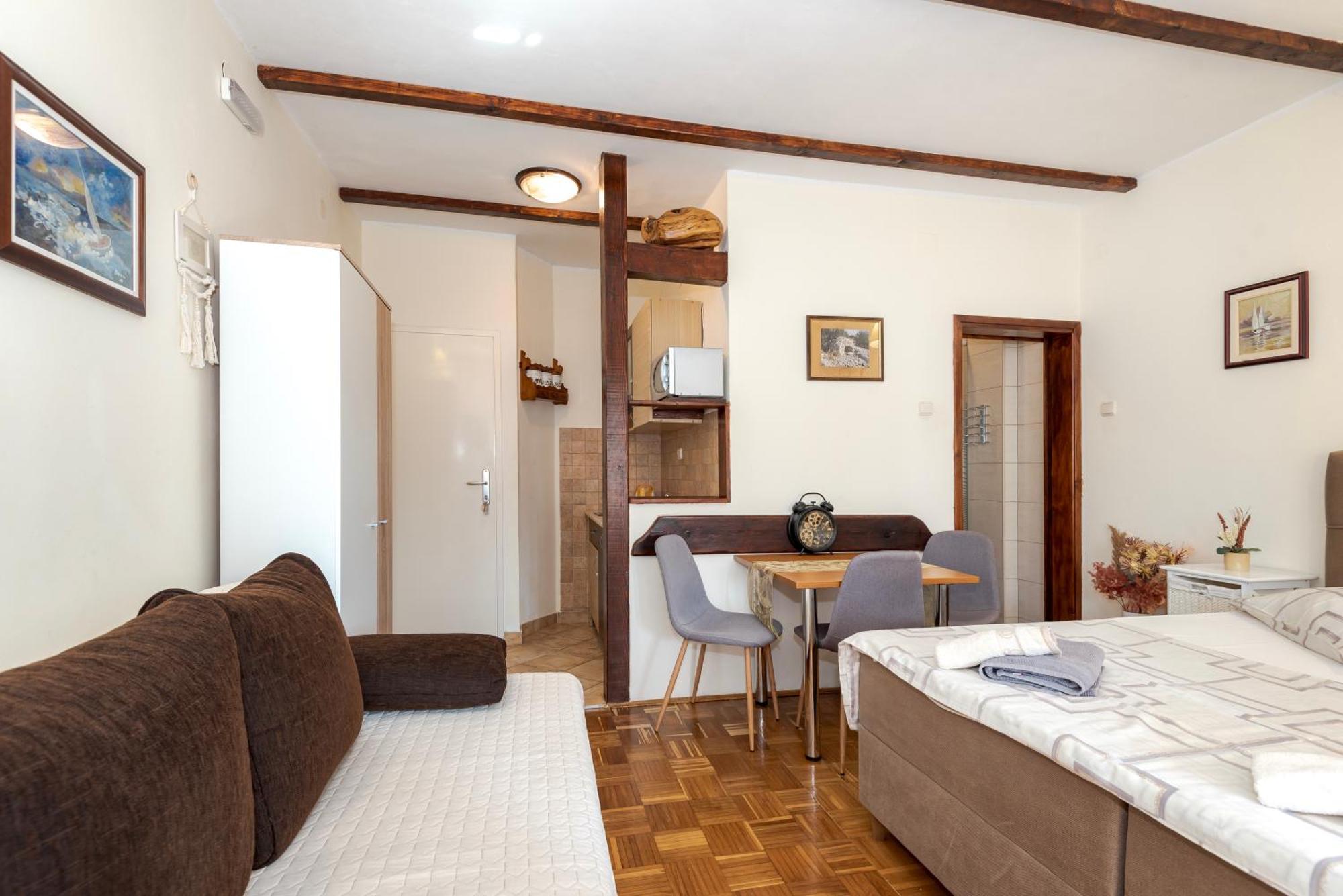 Apartments Rogoznicka Oaza 罗戈兹尼察 外观 照片