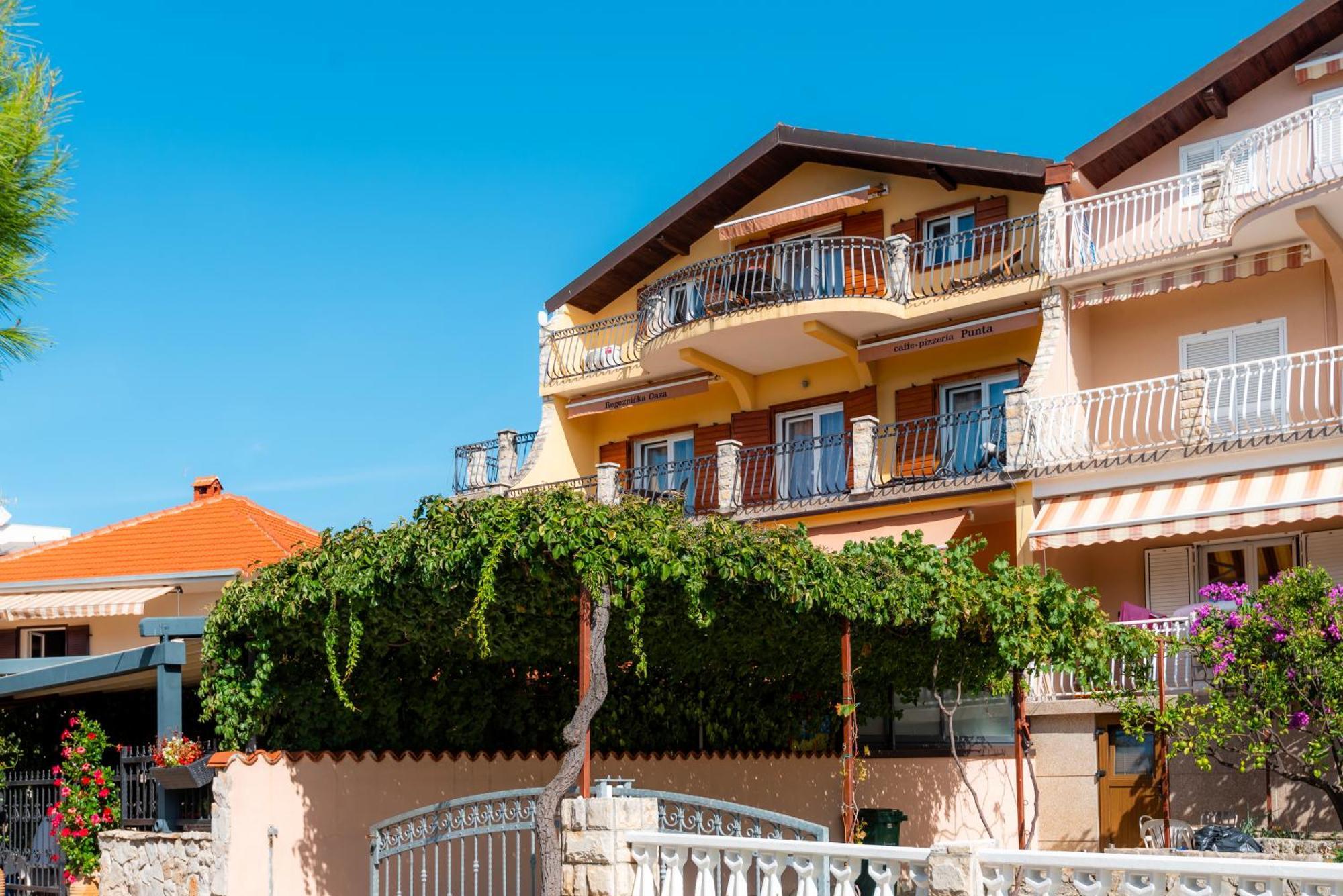 Apartments Rogoznicka Oaza 罗戈兹尼察 外观 照片