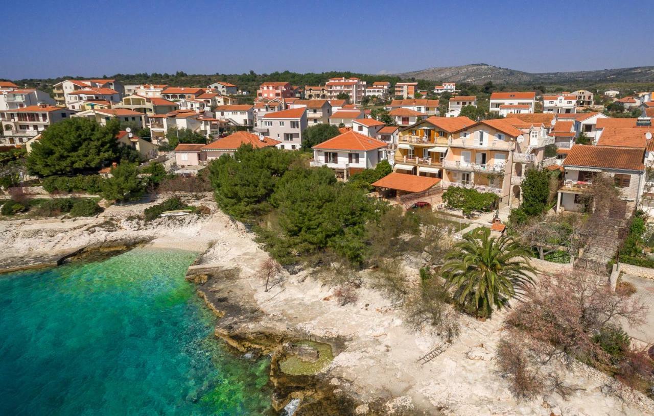 Apartments Rogoznicka Oaza 罗戈兹尼察 外观 照片